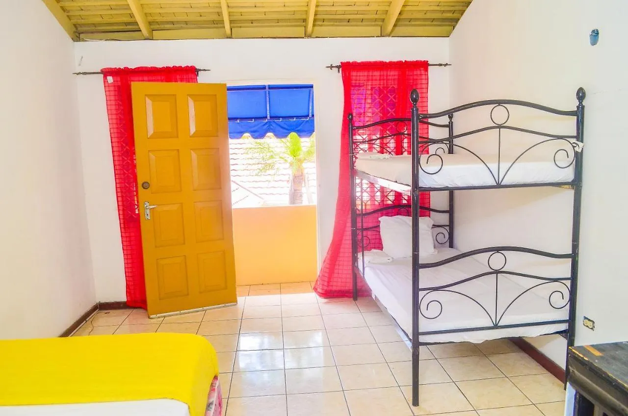 Reggae Hostel Ocho Ríos